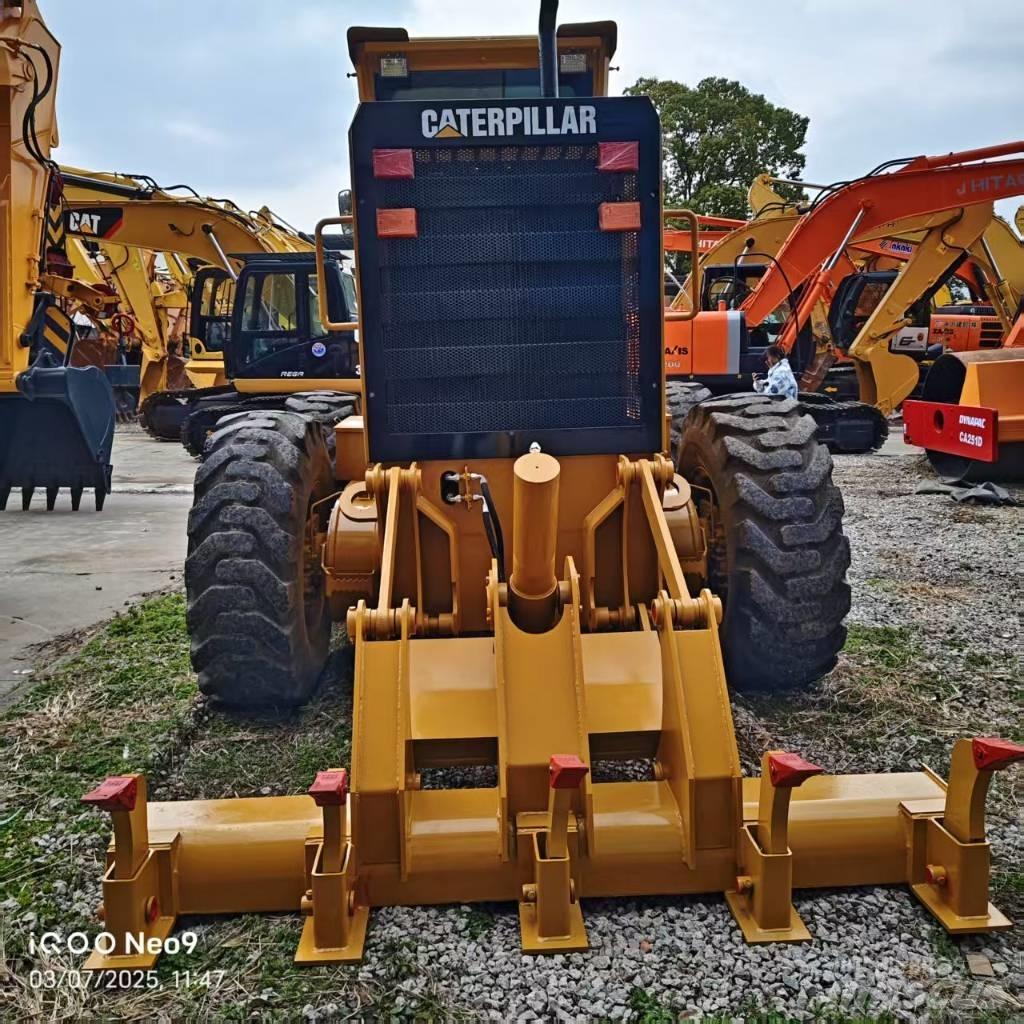 CAT 140 H Motoniveladoras