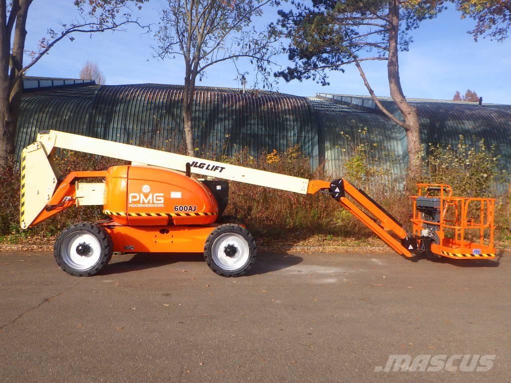 JLG 600AJ Plataforma de trabajo articulada