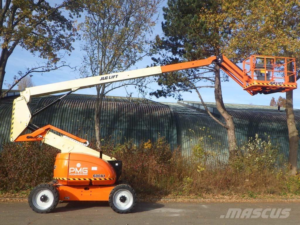 JLG 600AJ Plataforma de trabajo articulada