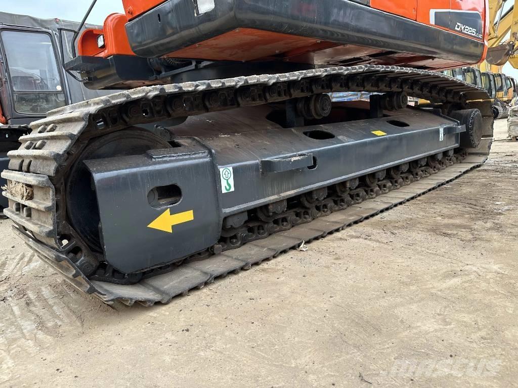 Doosan DX225LC-9C Excavadoras de cadenas