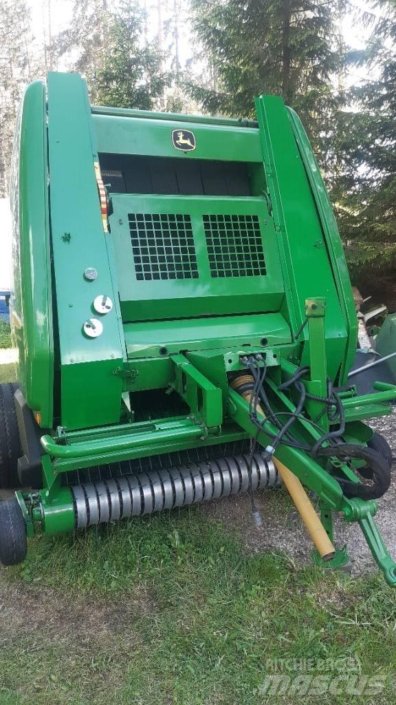 John Deere 854 Rotoempacadoras