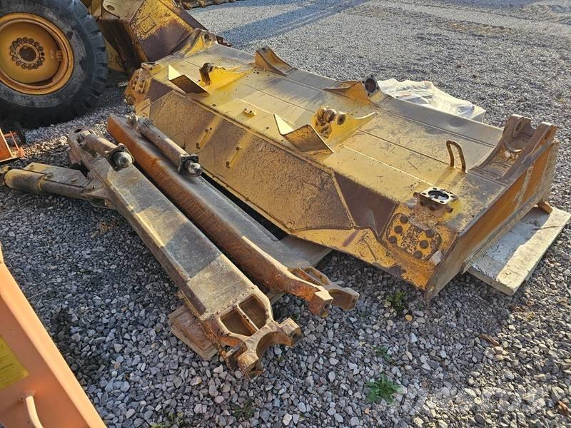 Komatsu D 65 WX-17 Buldozer sobre oruga