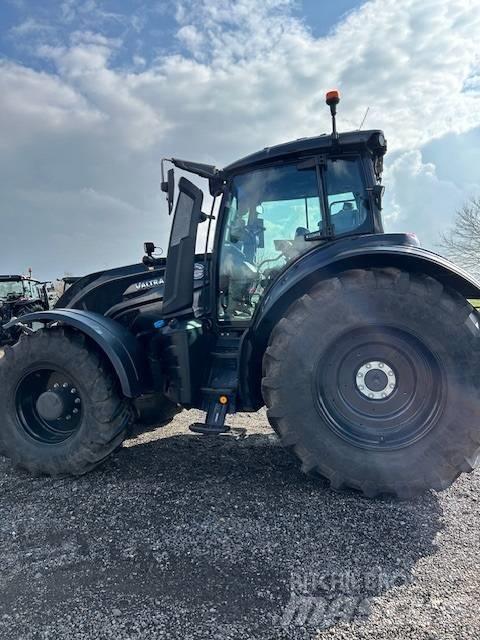 Valtra T 235 D Tractores
