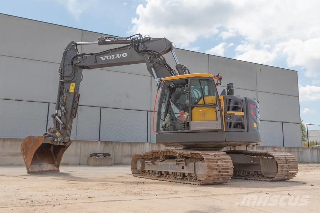 Volvo ECR 235 E Excavadoras de cadenas