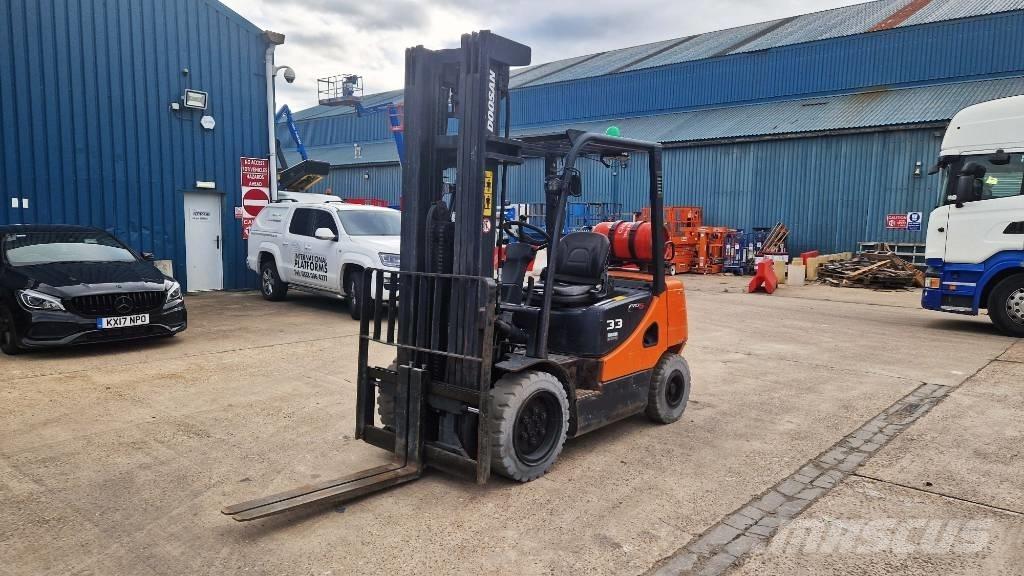 Doosan G 33 P-5 Carretillas LPG