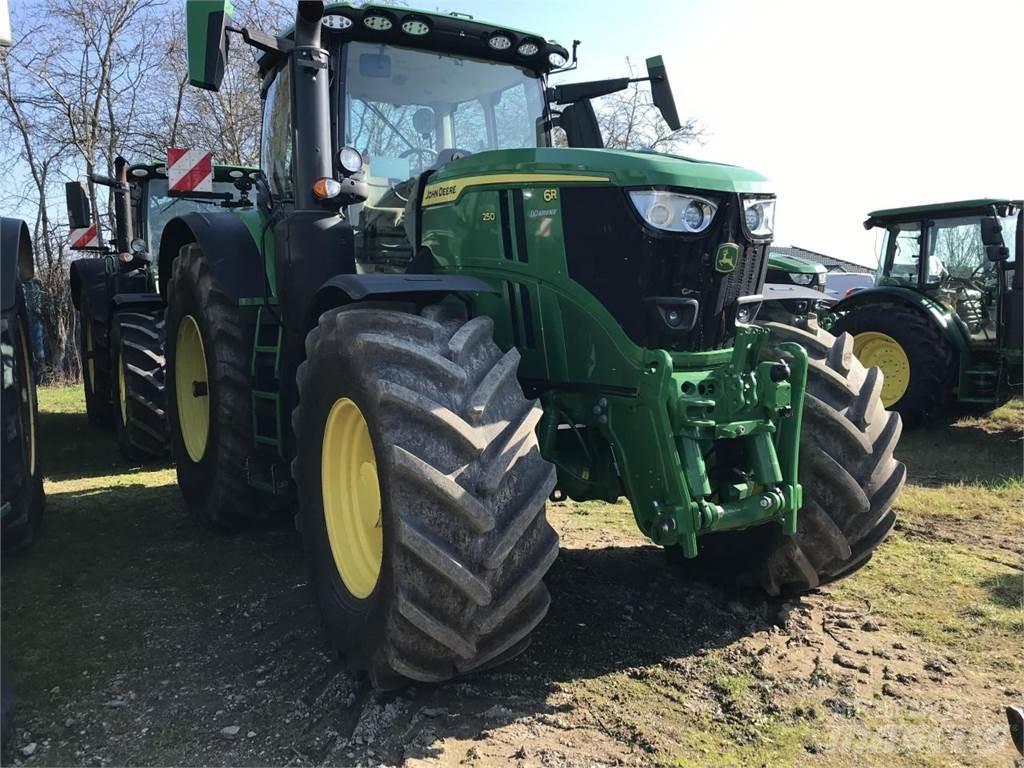 John Deere 6R 250 Tractores