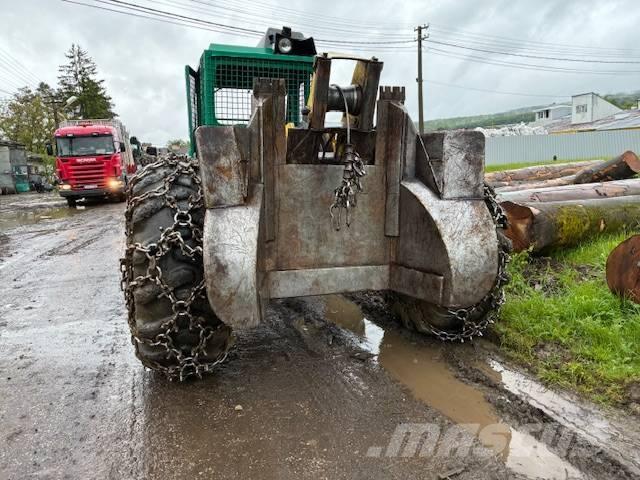 Timberjack 240C Arrastrador de troncos