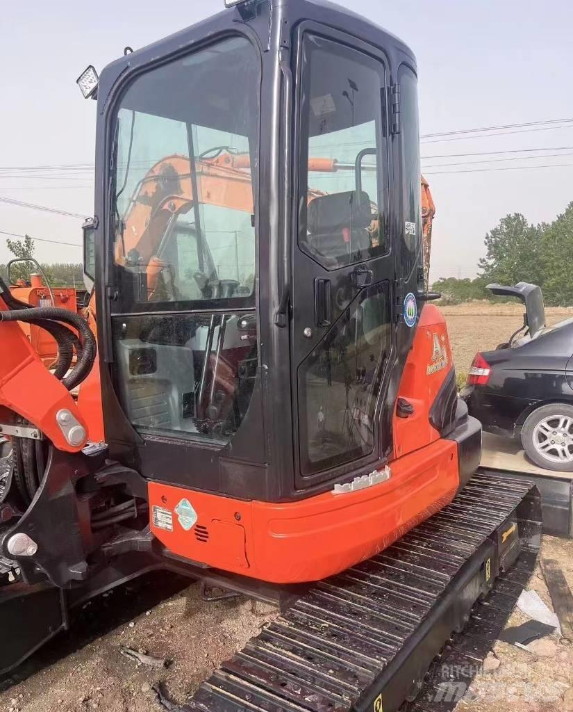 Kubota 161 Mini excavadoras < 7t