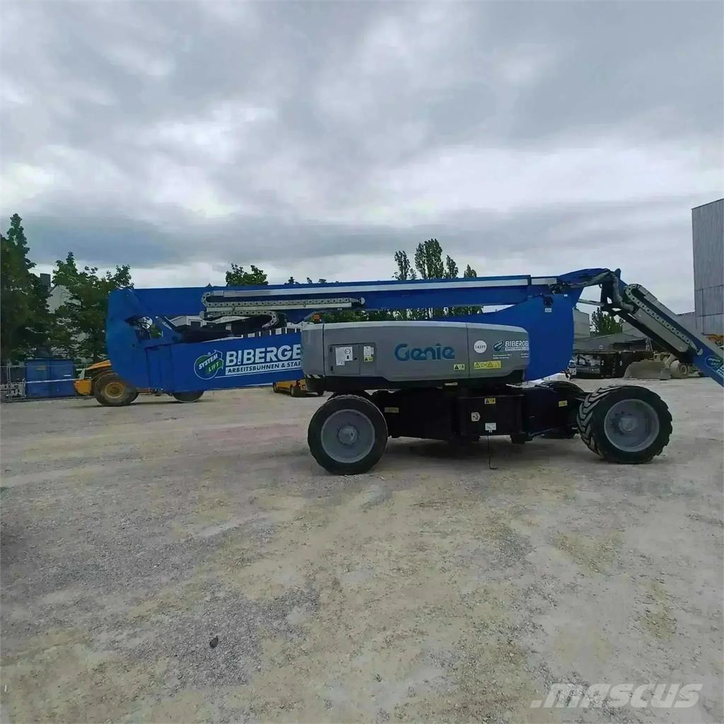 Genie ZX 135 Plataforma de trabajo articulada