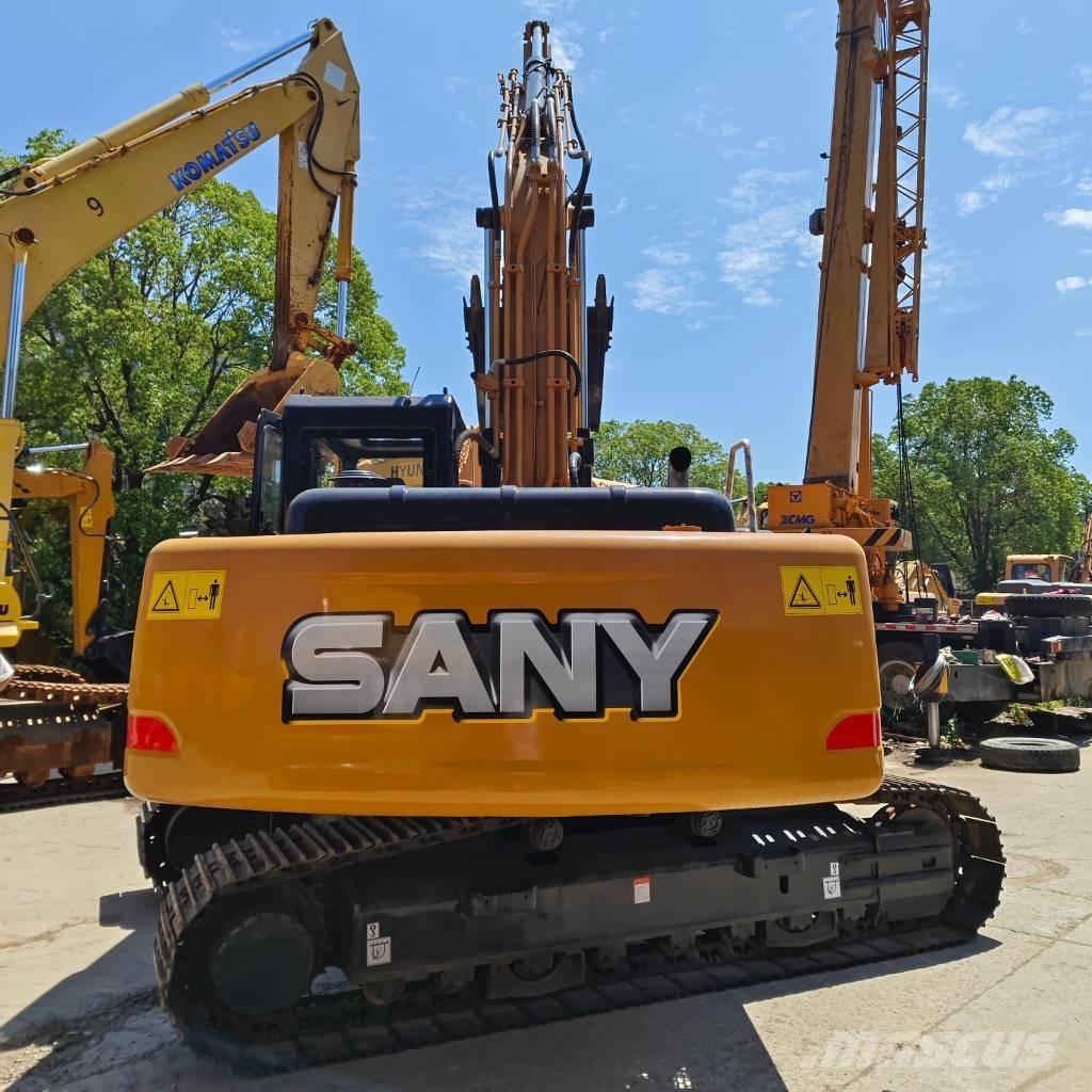 Sany SY 215 C Excavadoras de cadenas