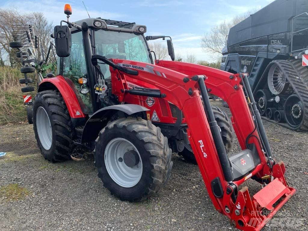 Massey Ferguson 5712 Tractores