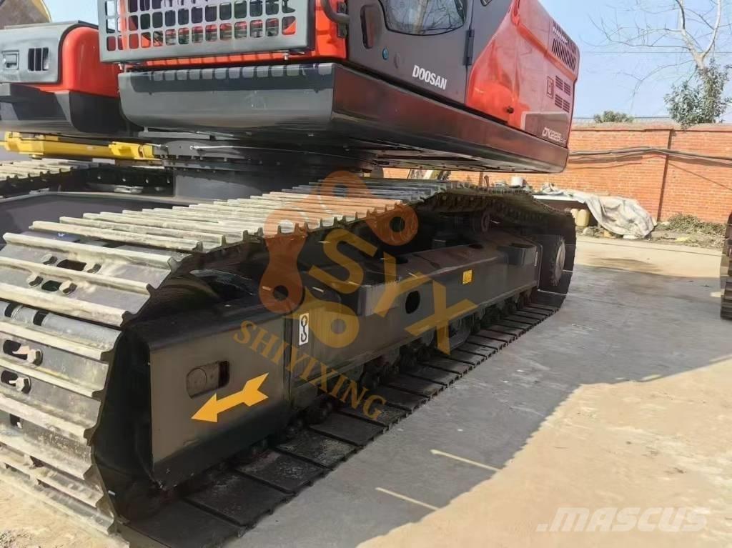 Doosan DX 225 LC Excavadoras de cadenas