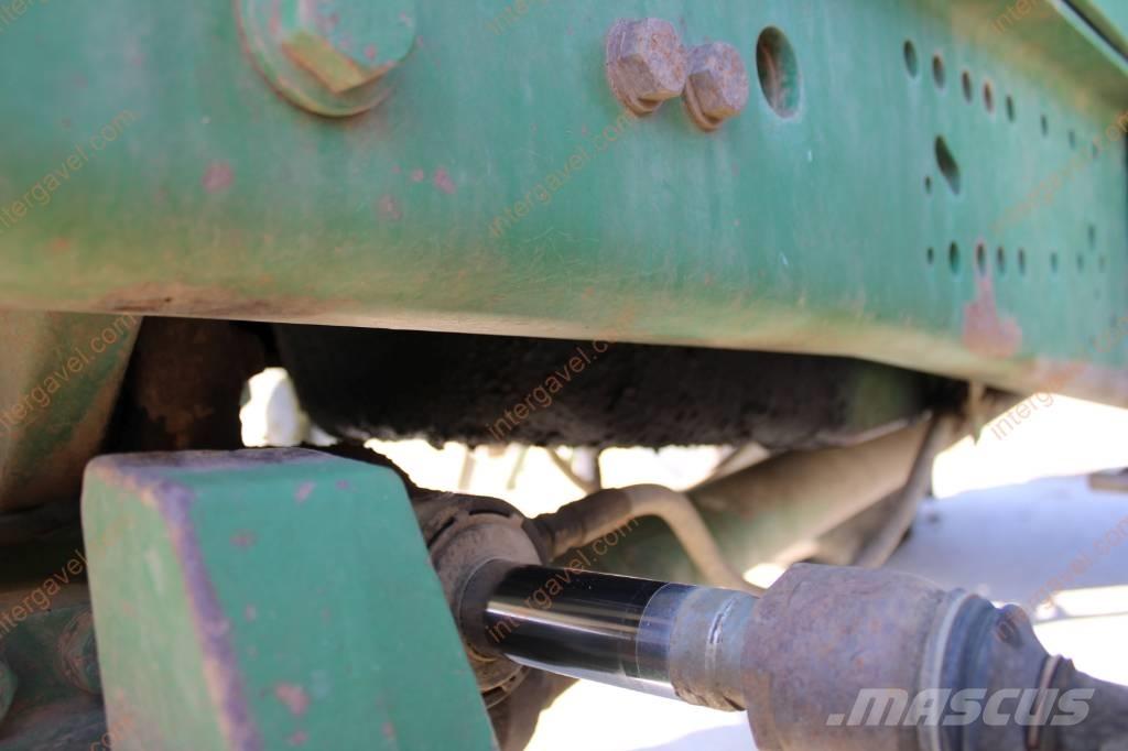 John Deere 6610 Tractores