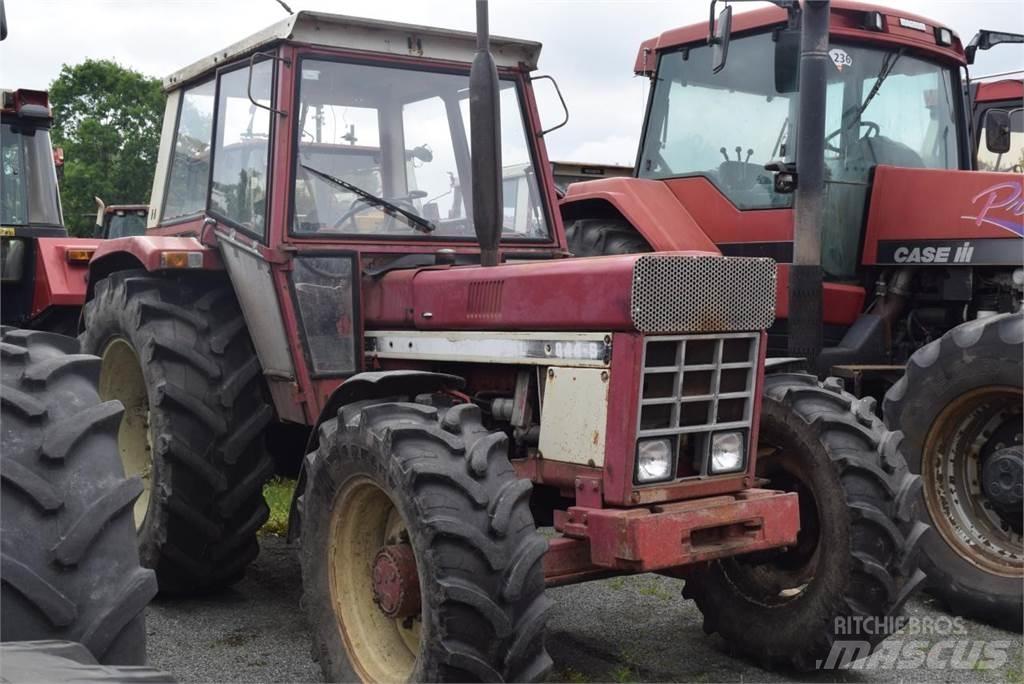 Case IH 844 A/S Tractores