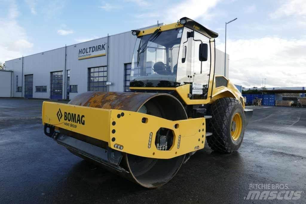 Bomag BW 213 D-5 Compactadores de suelo