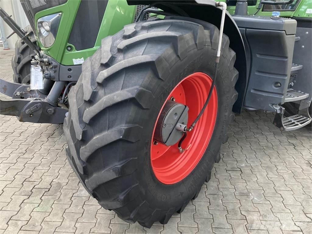 Fendt 933 Vario Tractores