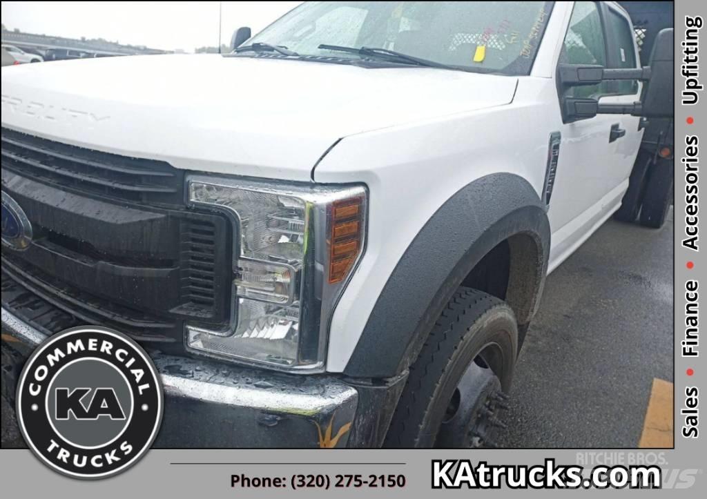 Ford F 550 XL SD Camiones bañeras basculantes o volquetes