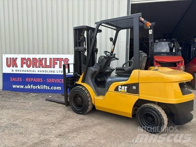 CAT DP 35 N Carretillas diesel
