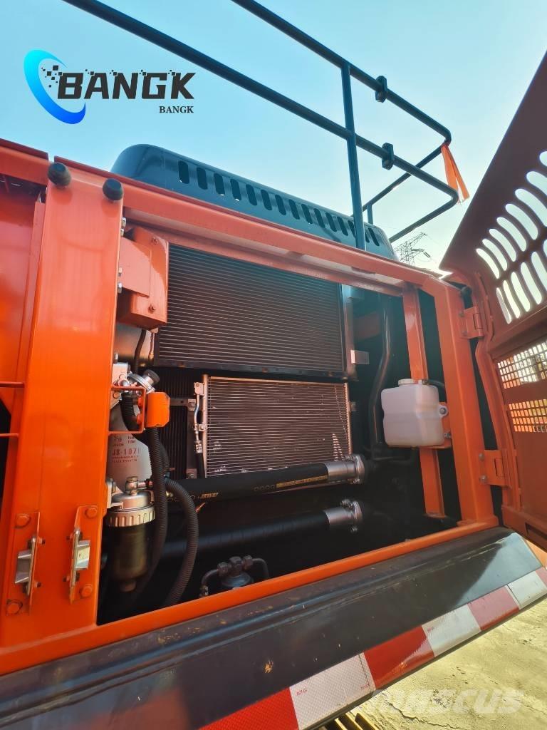 Doosan DX 300 LC Excavadoras de cadenas