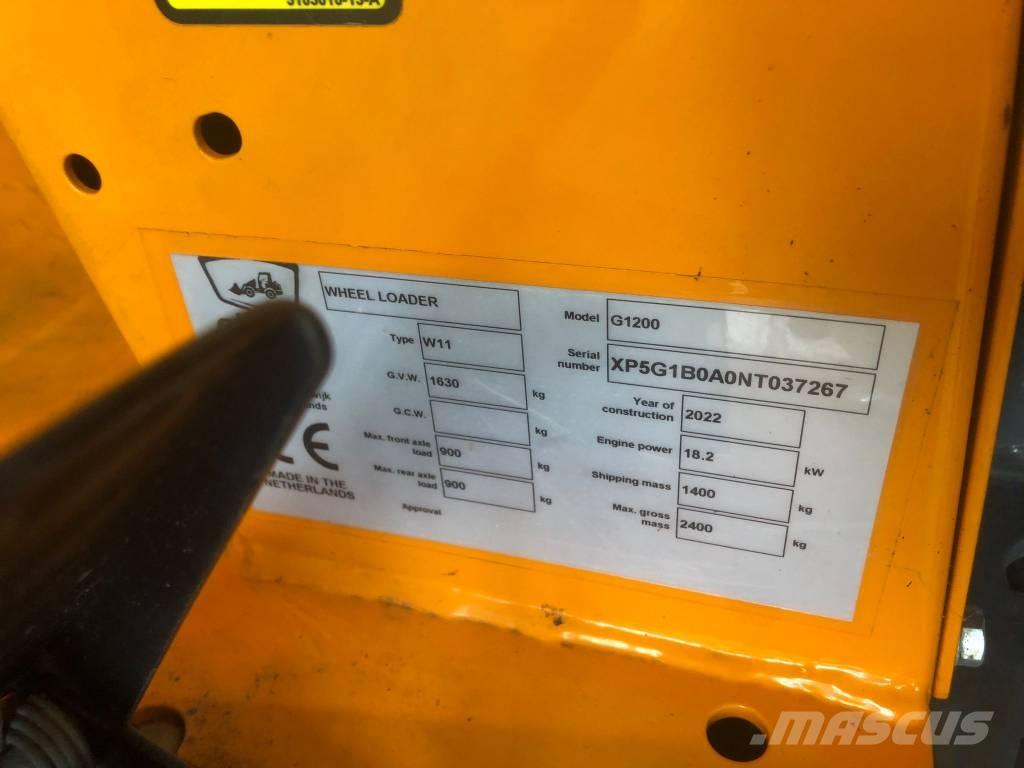 GiANT G 1200 Cargadoras multifunción