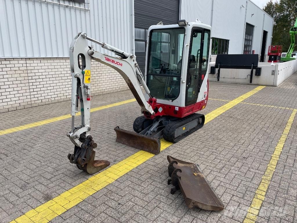 Takeuchi TB 216 Mini excavadoras < 7t