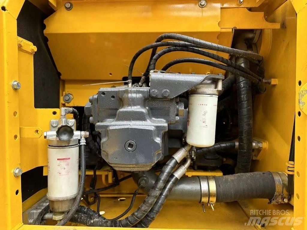 Komatsu PC 210-8 Excavadoras de cadenas