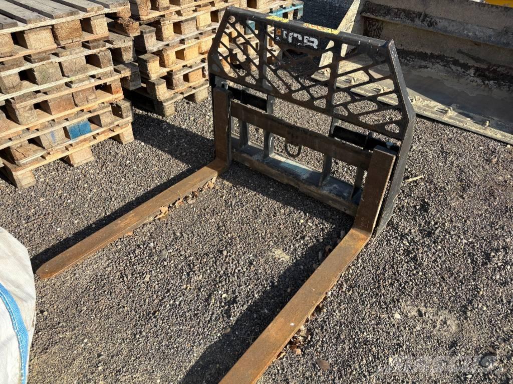 JCB 250 T4 Palas cargadoras