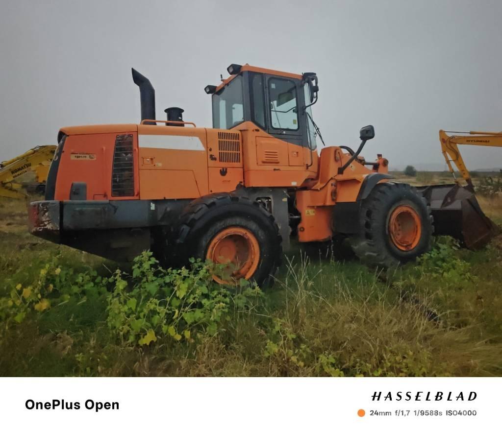 Doosan DL 300 Cabinas e interior