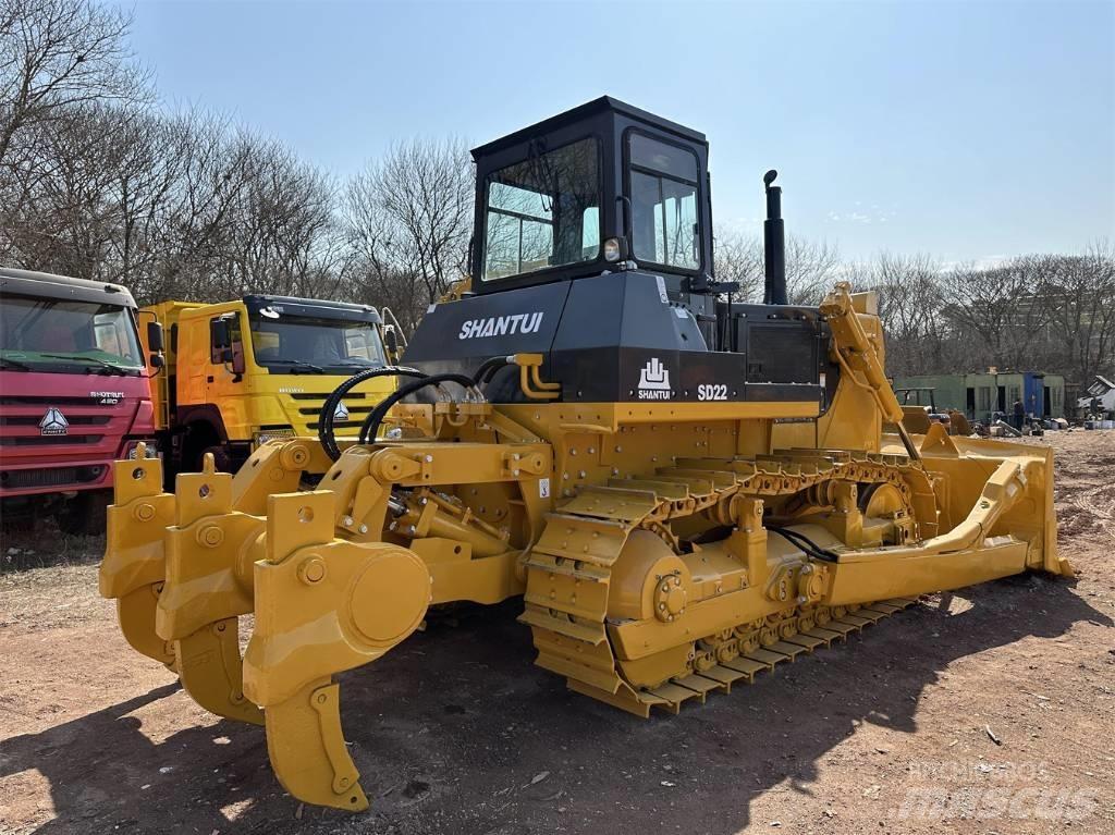 Shantui SD 22 Buldozer sobre oruga