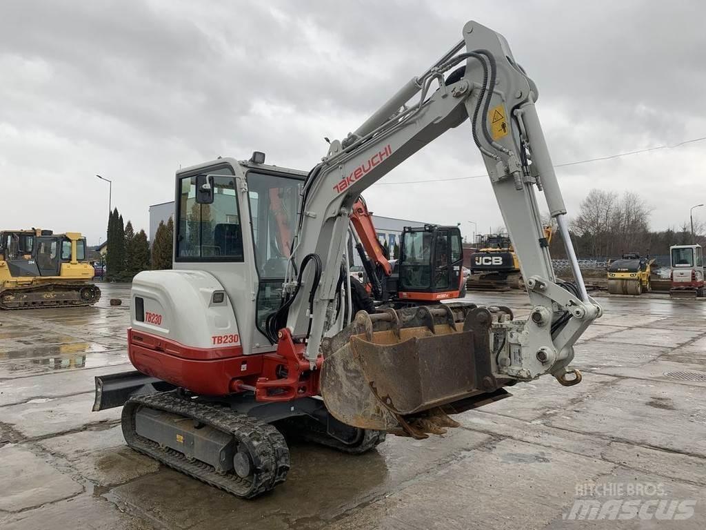 Takeuchi TB230 V3 Mini excavadoras < 7t