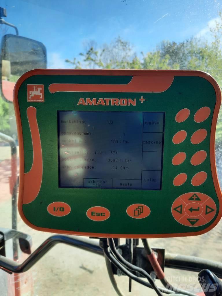 Amazone UG 3000 Nova Pulverizadores arrastrados