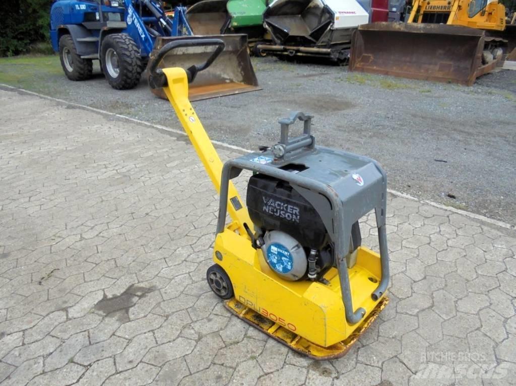 Wacker DPU 3050 H Vibradores