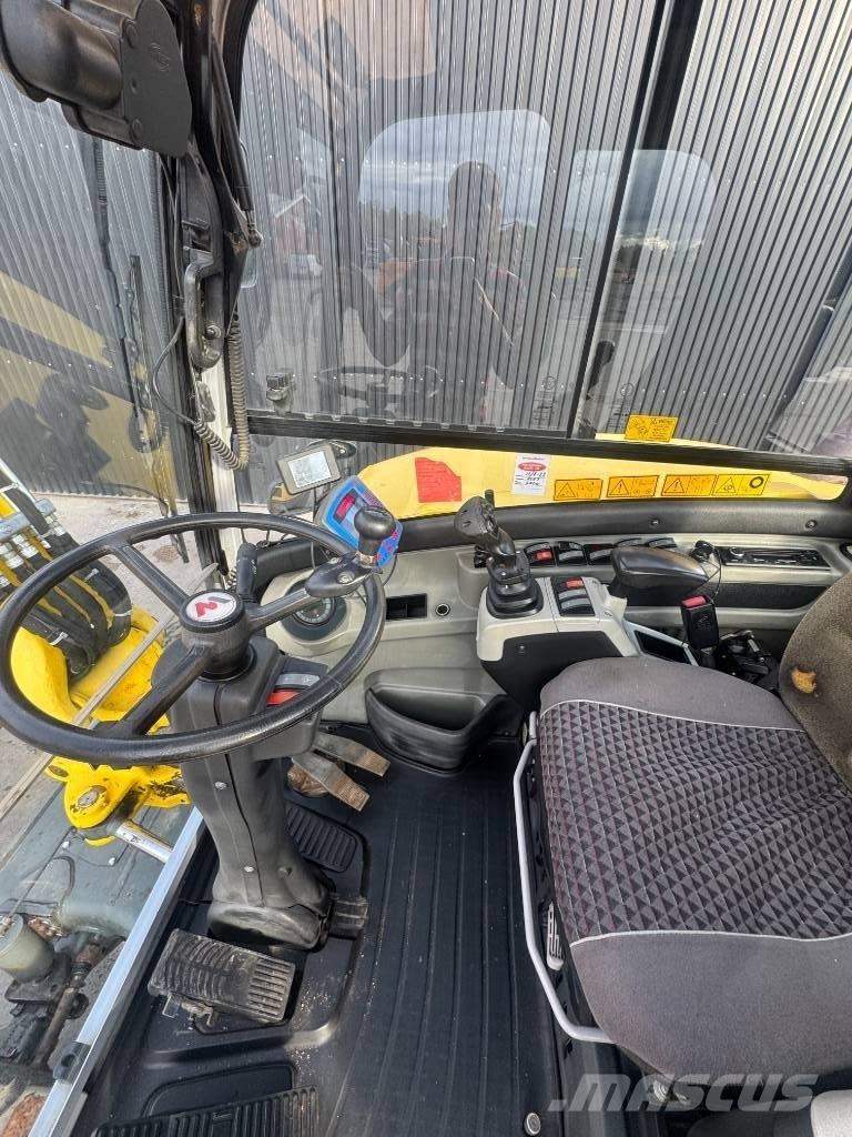Wacker Neuson 6503 Excavadoras de ruedas