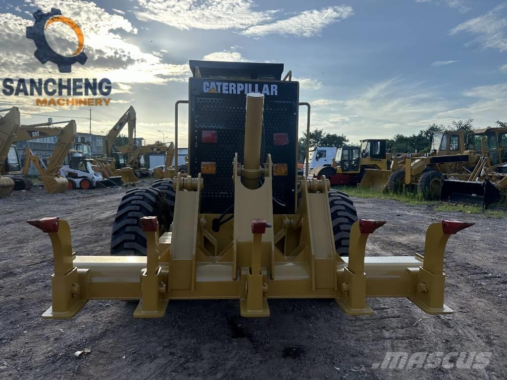 CAT 140K Motoniveladoras