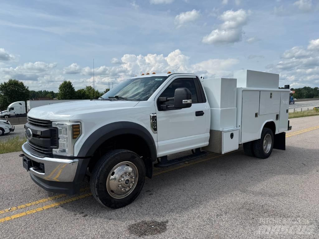 Ford F 450 Vehículos - Taller