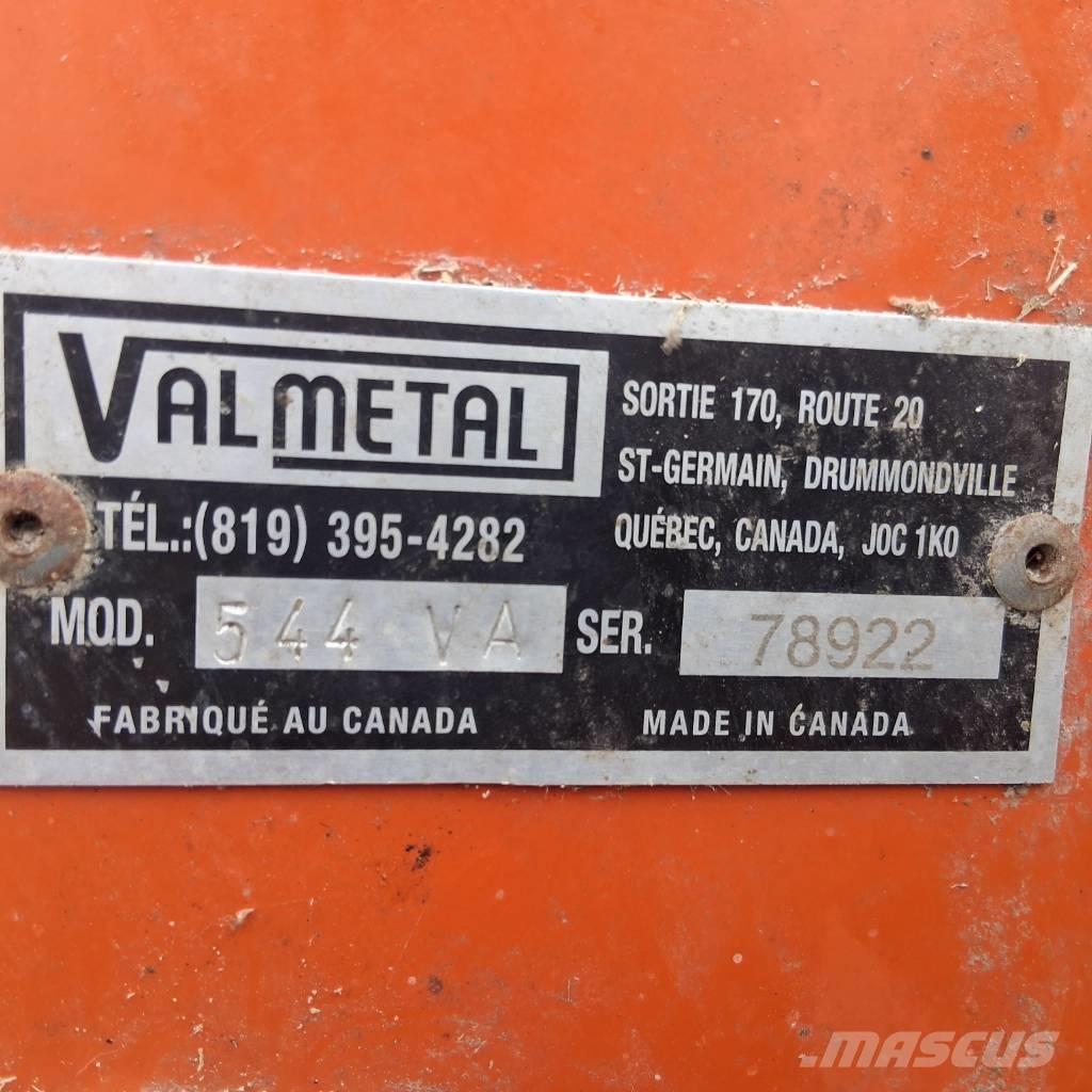 Valmetal 544 Otros equipos para ganadería