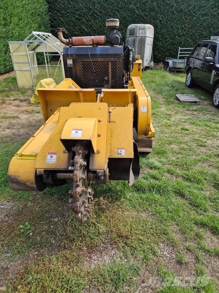 Carlton Hurricane RS Trituradoras de troncos