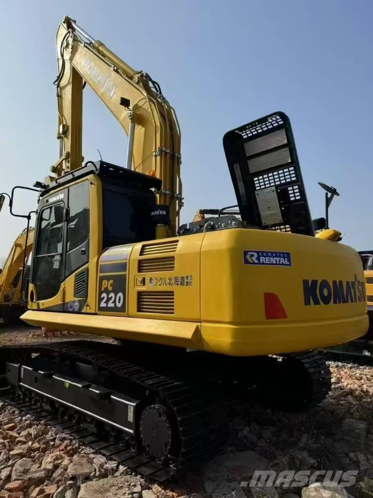 Komatsu PC 220-8 Excavadoras de cadenas