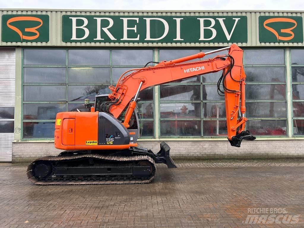 Hitachi ZX 135 US Excavadoras de cadenas