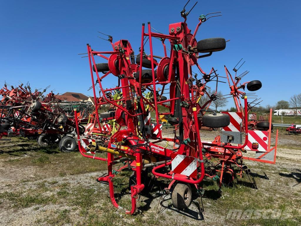 Kverneland 8090 Rastrillos y henificadores