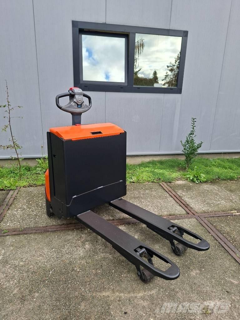 BT LWE 160 Transpaletas Electricas