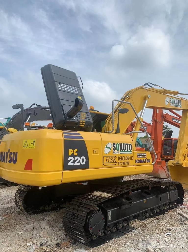 Komatsu PC 220-8 Excavadoras de cadenas