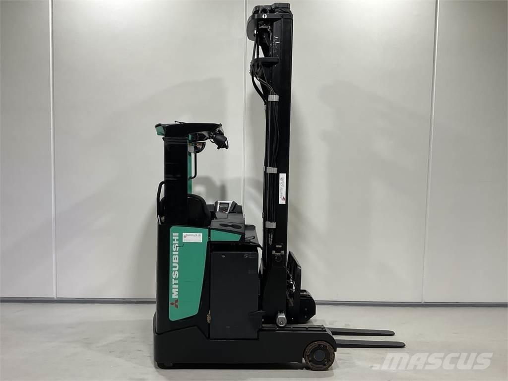 Mitsubishi RB16NH Carretillas retráctiles