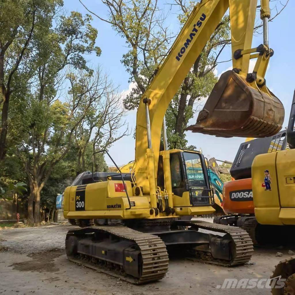 Komatsu PC 300 Excavadoras de cadenas