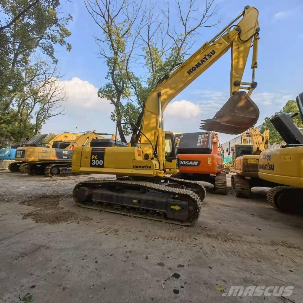 Komatsu PC 300 Excavadoras de cadenas