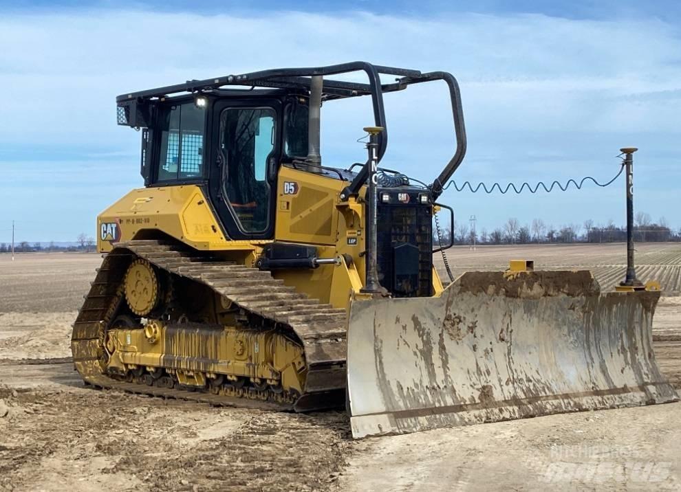 CAT D 5 LGP Buldozer sobre oruga