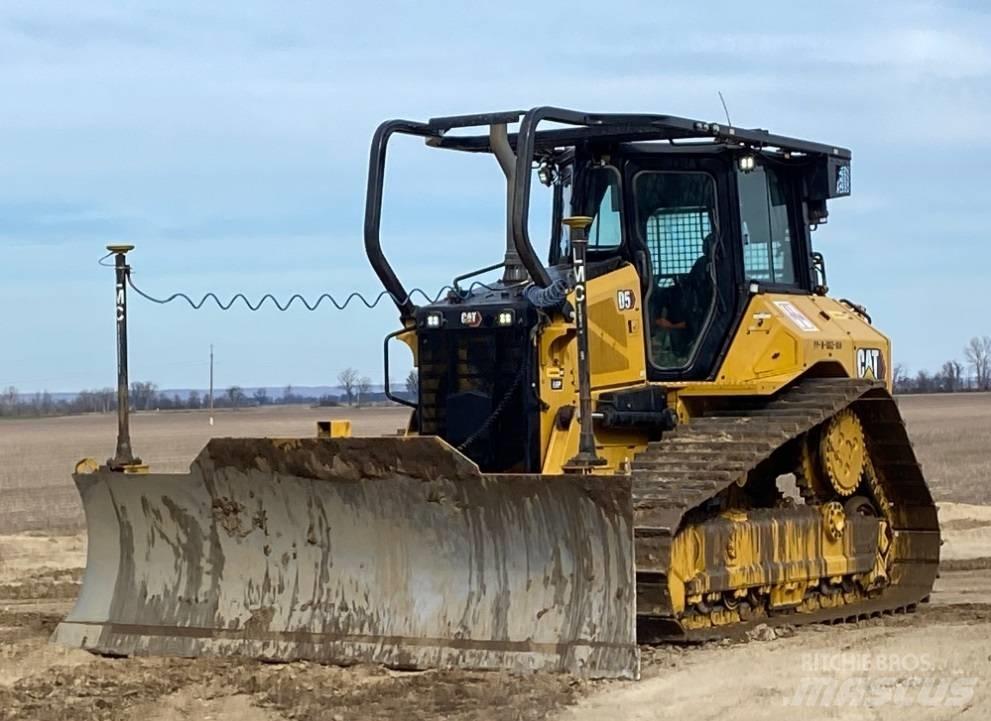 CAT D 5 LGP Buldozer sobre oruga