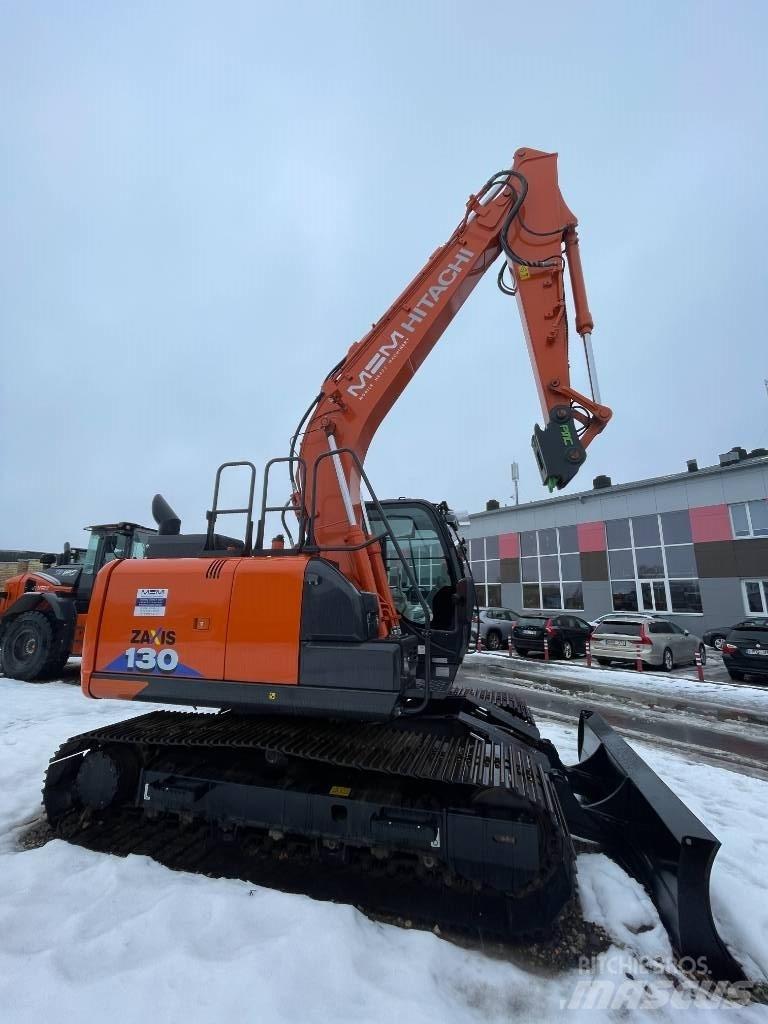 Hitachi ZX 130-6 Excavadoras de cadenas