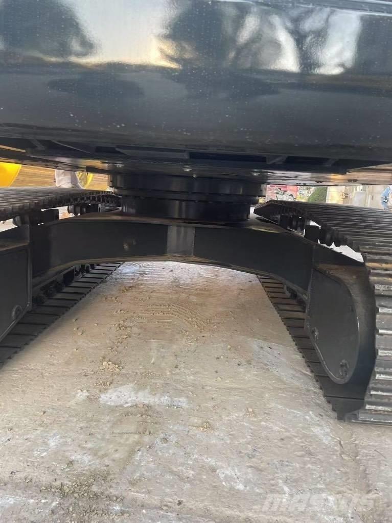 Hyundai 220LC-9S Excavadoras de cadenas