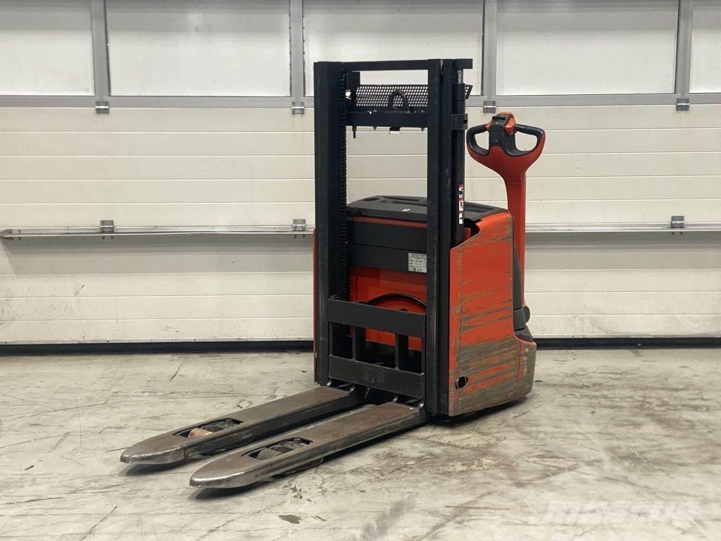 Linde L12 I Apiladores eléctricos